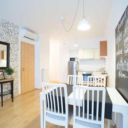Innercity Apartments Opera บูดาเปสต์ ภายนอก รูปภาพ