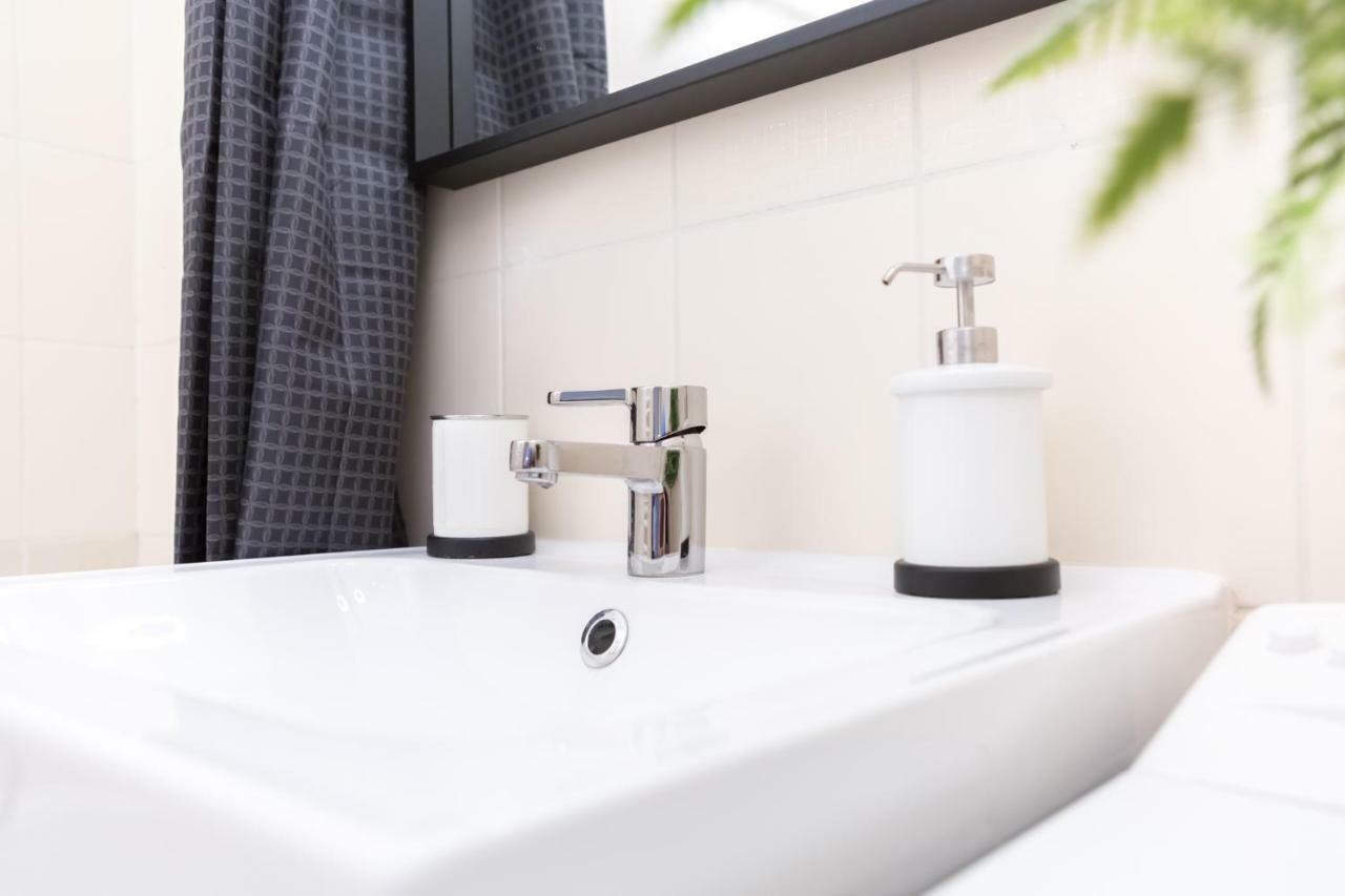 Innercity Apartments Opera บูดาเปสต์ ภายนอก รูปภาพ