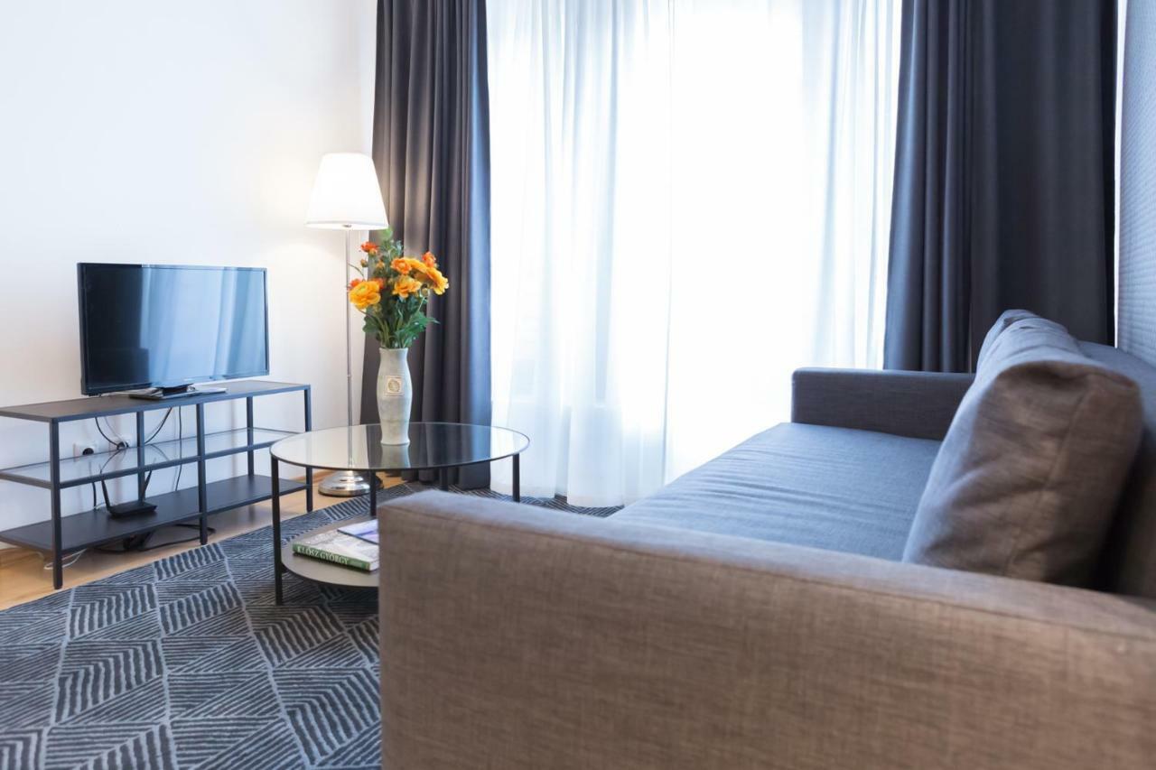 Innercity Apartments Opera บูดาเปสต์ ภายนอก รูปภาพ